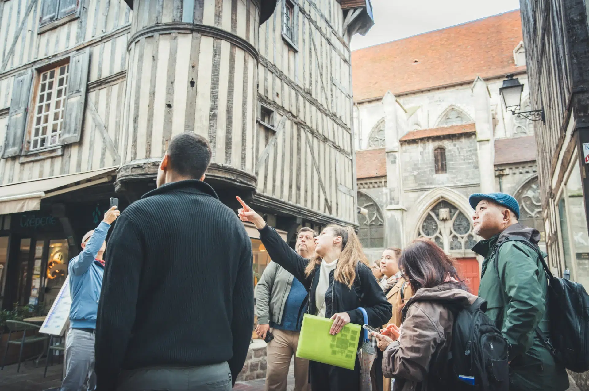 Résultats de l’enquête régionale sur les guides et guides-conférenciers