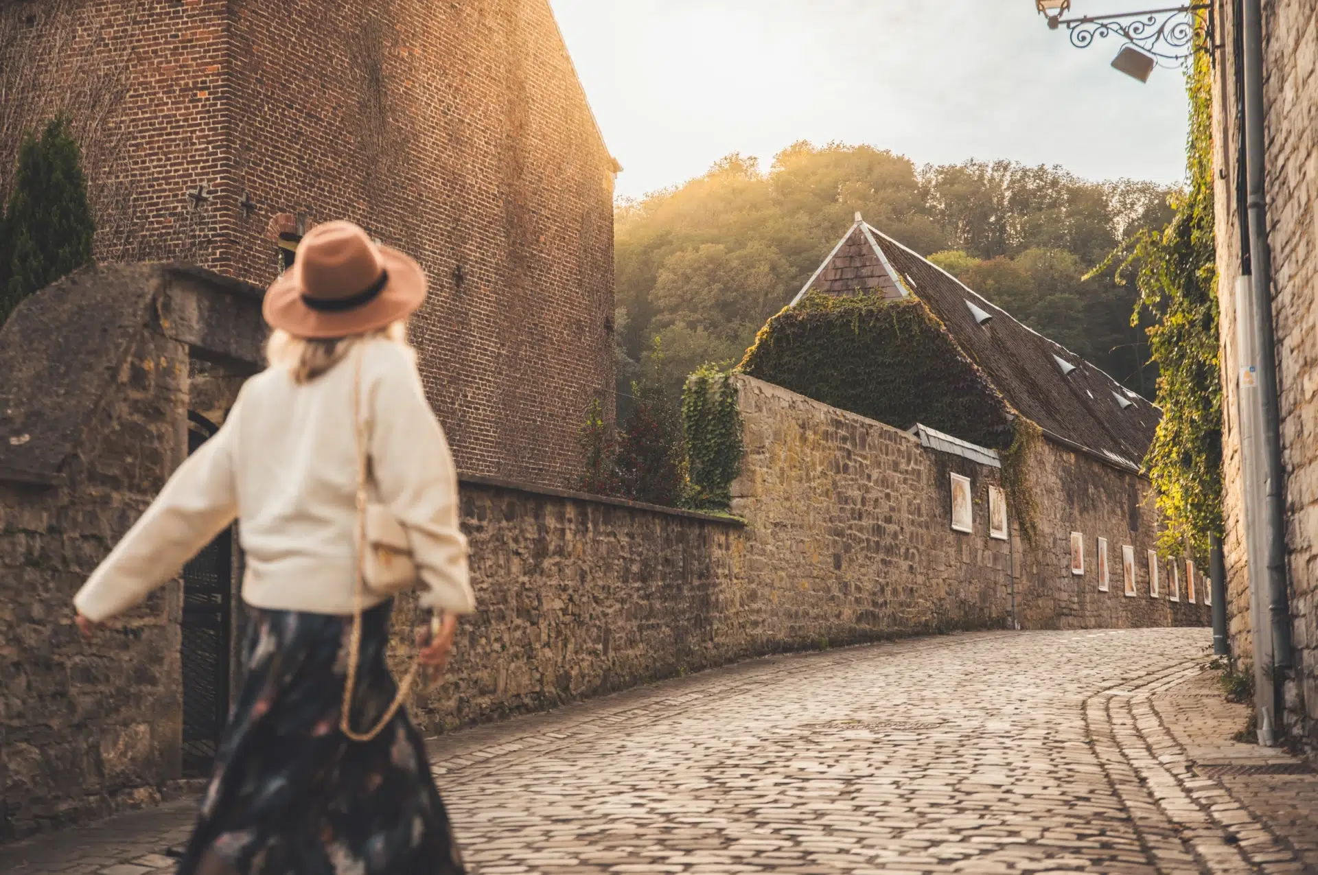 La Région Grand Est lance un nouveau dispositif d’aide sur l’IA pour les entreprises touristiques régionales